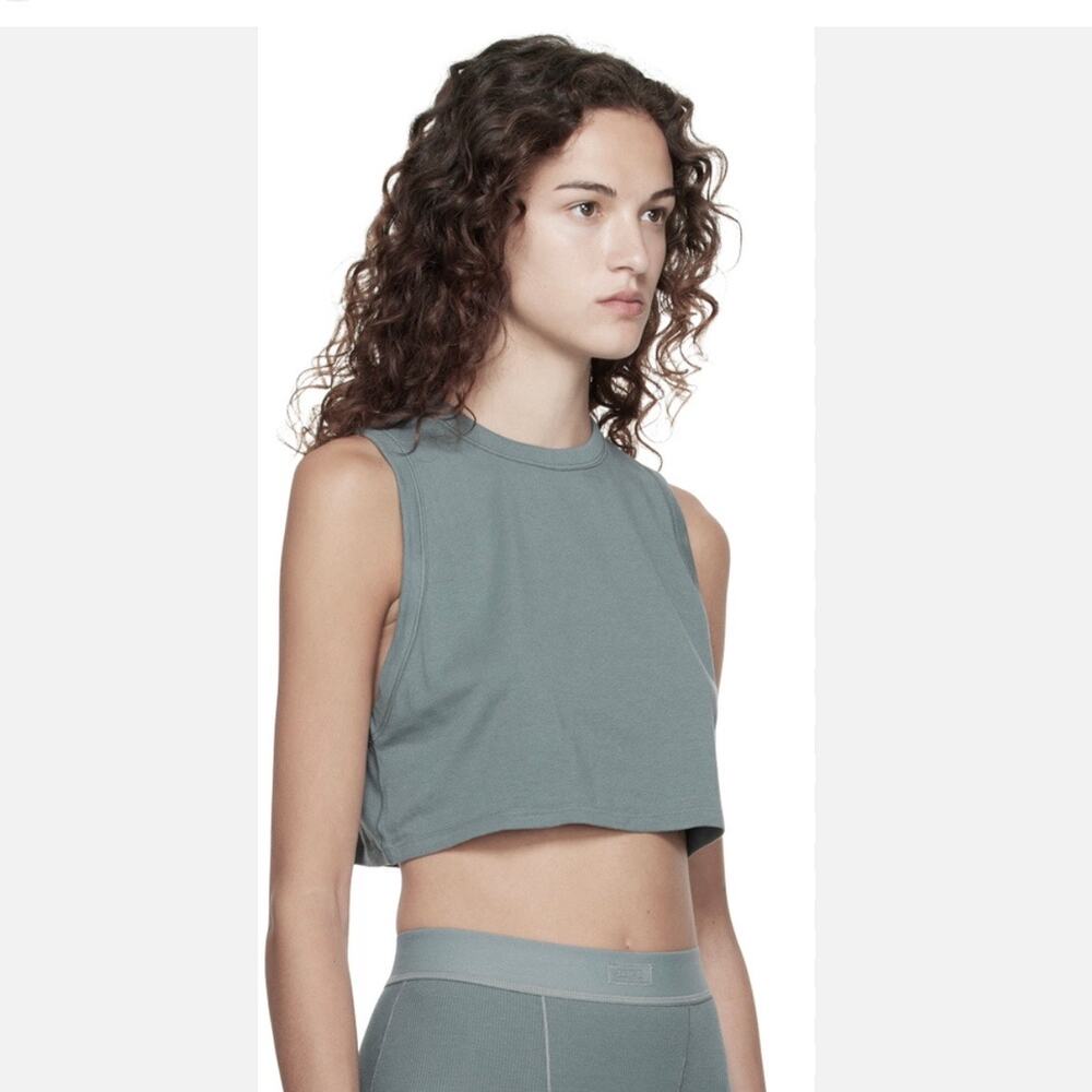 NWOT Skims Boyfriend Tank and Boxer Set (Small)